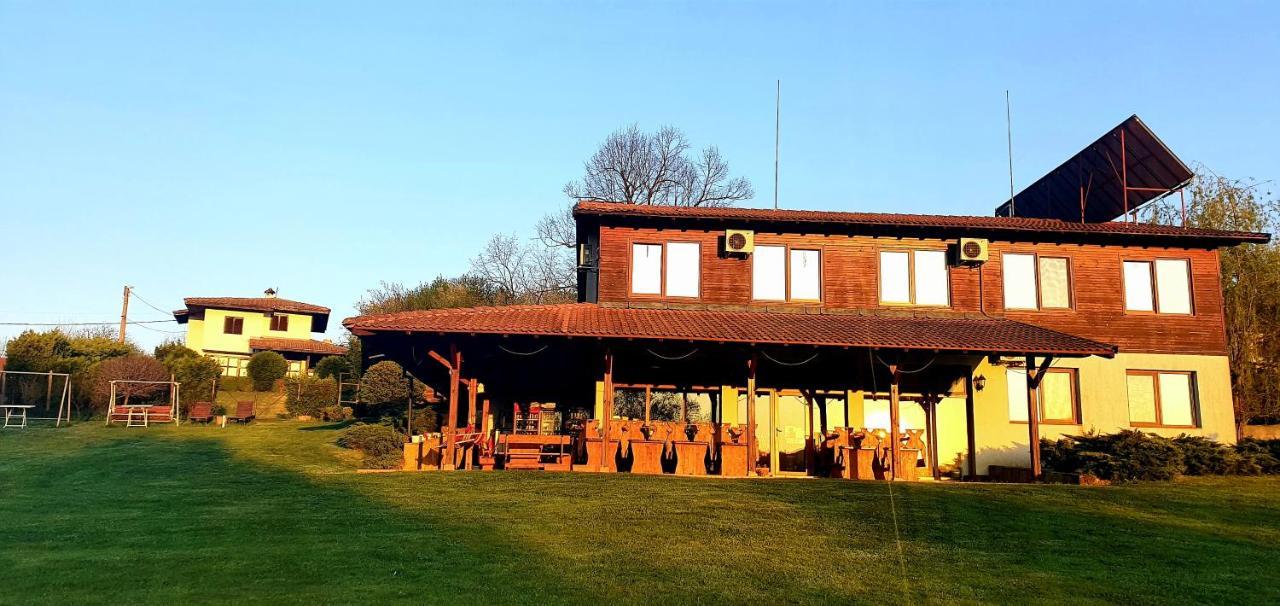 Hotel Complex Pristan In The Mountain Shilkovtsi Esterno foto