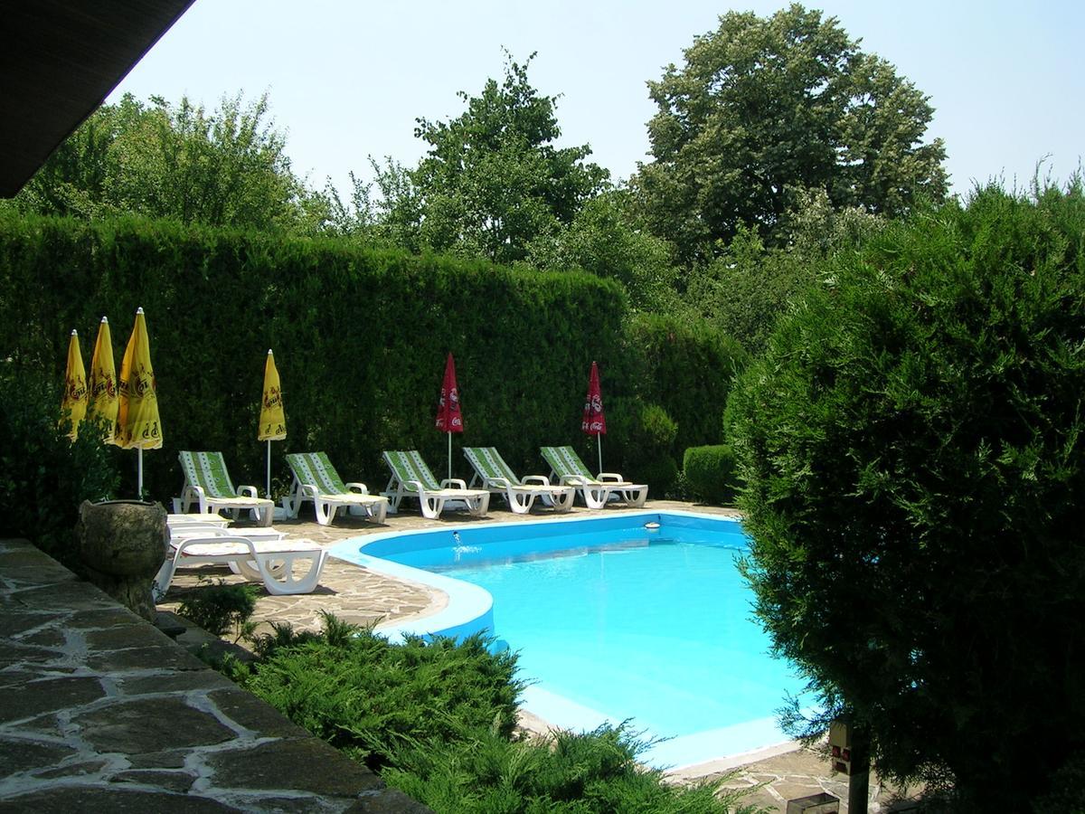 Hotel Complex Pristan In The Mountain Shilkovtsi Esterno foto